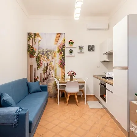 Apartment Lt Vico Santa Lucia 19